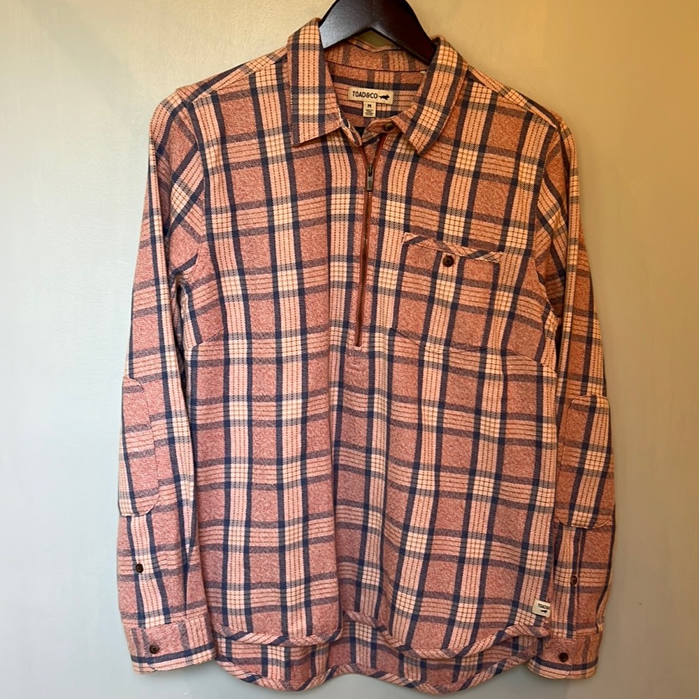 Women’s plaid shirt